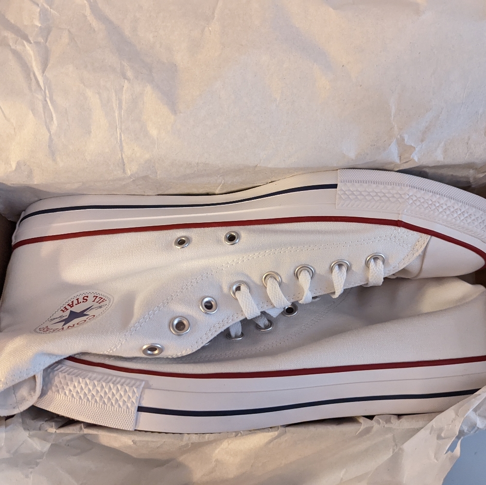 Converse Chuck Taylor All Star Classic High Top